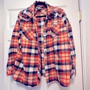 Natural Reflections Women's Button Down Flannel. Size XL.